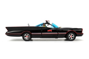 JADA BATMAN SET MASINUTA METALICA BATMOBILE 1:24 SI 4 FIGURINE - Img 3