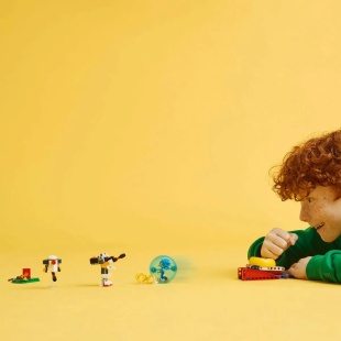 LEGO SONIC ÎNFRUNTARE LA FOCUL DE TABARA AL LUI SONIC 77001 - Img 3