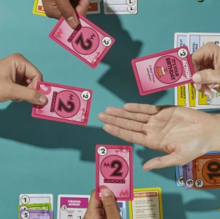 MONOPOLY CARTI DE JOC DEAL LIMBA ENGLEZA - Img 3