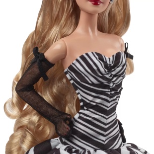 BARBIE SIGNATURE ANIVERSARE 65 ANI PAPUSA BARBIE CU ROCHIE DE BAL ALB NEGRU - Img 5