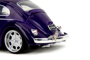 JADA WEDNESDAY SET MASINUTA METALICA VOLKSWAGEN BEETLE 1:24 SI FIGURINA METALICA WEDNESDAY 7CM - Img 6
