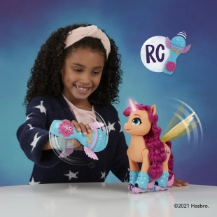 MY LITTLE PONY CANTA SI PATINEAZA CU SUNNY - Img 3