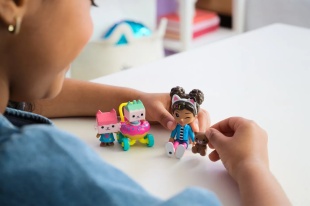 GABBYS DOLLHOUSE SET FIGURINE KITTY CARE - Img 5