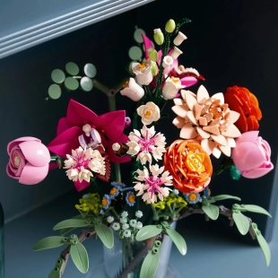 LEGO BOTANICALS BUCHET DE FLORI ROZ 10342 - Img 8