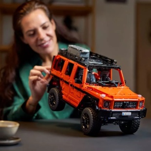 LEGO TECHNIC MERCEDES BENZ G 500 PROFESSIONAL LINE 42177 - Img 7