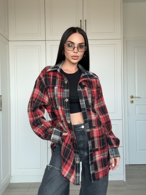 Cămașa Izabel, tip oversized carouri roșu-negru, look urban-chic