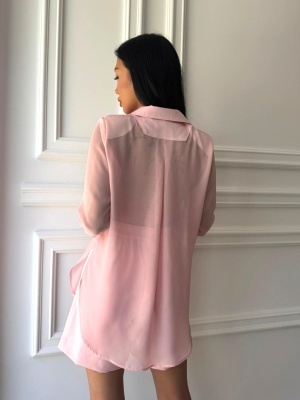 Compleu elegant NOOR, din material Barbie și voal, cu cămașă vaporoasă și pantaloni scurți roz pudrat - Img 2