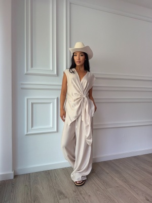 Compleu NADINE, crem, elegant, cu bluză petrecută și pantaloni palazzo