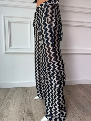 Pantaloni LUCILE din plasă croșetată cu model zig-zag și buzunare cargo - Img 5