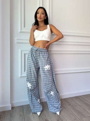 Pantaloni SOHO, largi, în carouri cu talie elastică și croială oversized - Img 1