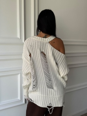 Pulover AMELINE tricotat cu efect distressed, alb, croială oversized și design asimetric - Img 3