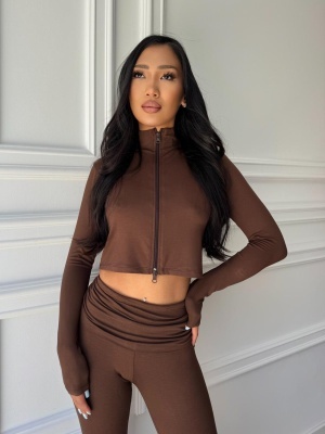 Compleu KAIA, maro, din vâscoză cu bumbac și elastan, cu top cropped și pantaloni evazați - Img 2