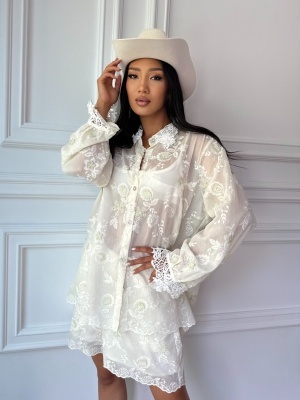 Cămașă MIREILLE, albă, cu broderie florală și inserții din dantelă