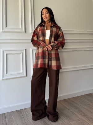 Cămașă VALENTINA în carouri maro și roșu, oversized, cu croială lejeră și design modern - Img 3