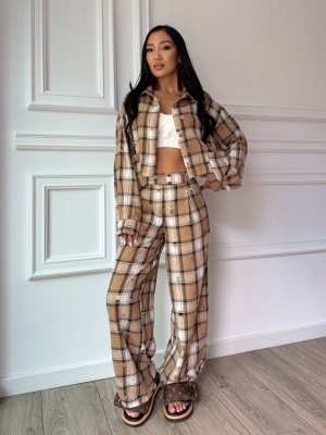 Compleu casual CARMEL, cămașă scurtă și pantaloni largi în carouri bej-camel - Img 3