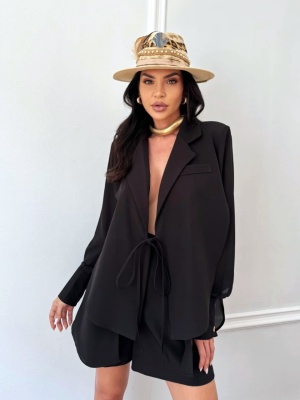 Compleu elegant NOOR, din material Barbie și voal, cu cămașă vaporoasă și pantaloni scurți negri