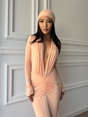Rochie NOIRA, corai, maxi, cu decolteu adânc și croială mulată - Img 3