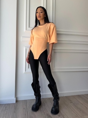 Tricou chic BRIGITA, soft peach, croială asimetrică și talie evidențiată, cu șnur reglabil la spate - Img 3