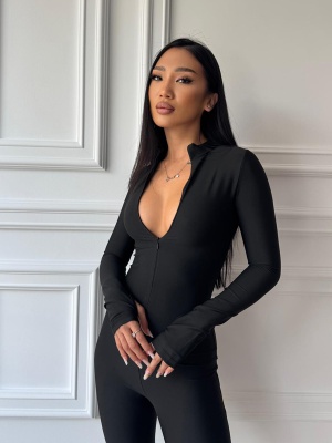 Salopetă modelatoare neagră MILLA, cu croială mulată și decolteu în V