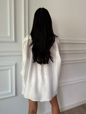 Cămașă oversized SOLENE, albă, cu aplicații florale și accesorii decorative - Img 2