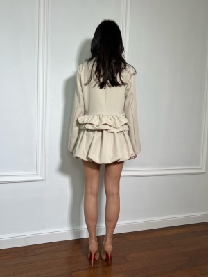 Costum 2 piese cu fustă LIWIA crem - Img 2