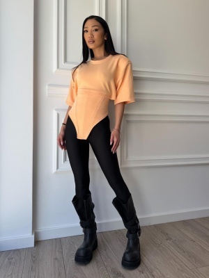 Tricou chic BRIGITA, soft peach, croială asimetrică și talie evidențiată, cu șnur reglabil la spate - Img 4