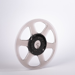 Rola plastic magnetofon RTM 10.5 inch cu prindere trident - Img 2