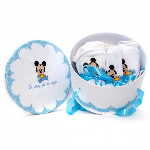 Trusou botez premium cu cutie si 7 piese brodat "Cu drag de la nasi!" pe toate elementele, Baby Mickey, Bleu - TPB-236