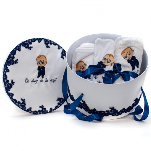 Trusou botez premium cu cutie si 7 piese brodat "Cu drag de la nasi!" pe toate elementele, Bebe Sef, Bleumarin - TPB-235