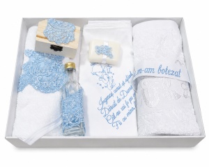 Trusou botez personalizabil pentru băiețel Blue Royal Lace | Broderie bleu și dantelă elegantă | 7 piese