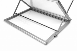 Stand Zigzag 6 x A3, gri, aluminiu, pentru brosuri, in geanta textila