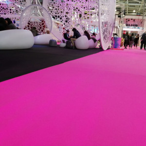 Mocheta Expo culoarea Fuchsia - Pantone 7424C  100 Mp