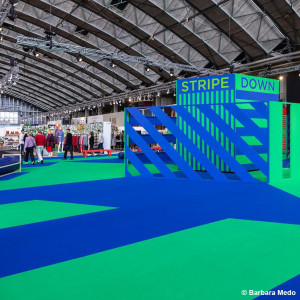 Mocheta Expo culoarea Electric Blue - Pantone 7685C 100Mp