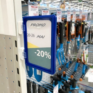 Rama afisaj A6 albastra cu dimensiuni 105 x 148 mm pentru insertie printata