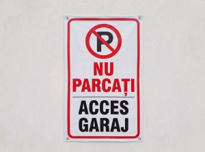 Banner Nu Parcati - Acces Garaj - Img 3