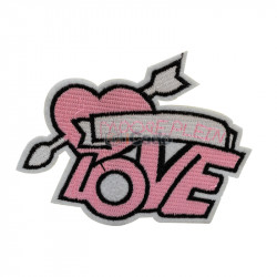 Emblema brodata cu mesaj Love 11x8.5cm