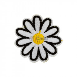 Floare brodata 4.5x4.5cm
