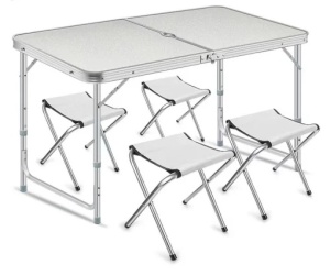 KAMPERSKI SET STO + 4 STOLICE BOLZZ
