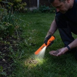 Metal detektor Waterproof Pinpointer sa LED lampom i Holsterom POINTER - Img 2