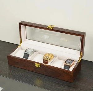 KUTIJA ZA SATOVE LUX BOX 6