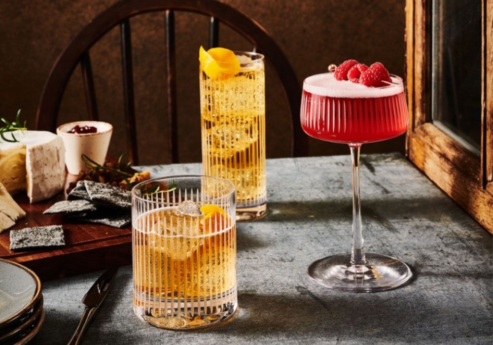 De la clasic la modern: cum sa alegi paharele de cocktail ideale