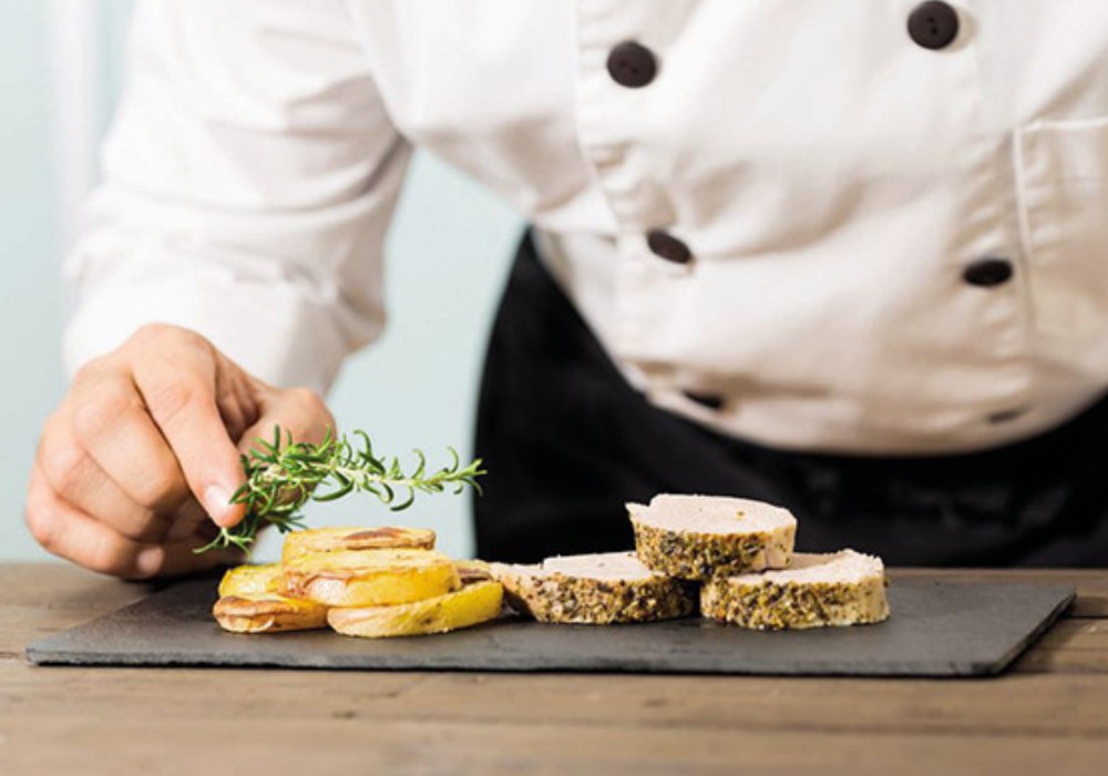 Cum sa creezi experiente culinare memorabile cu platouri din ardezie