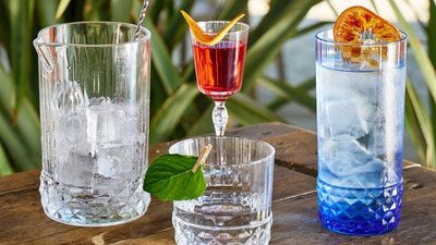 Pahare de cocktail perfecte pentru bauturile de sezon: descopera eleganta cu RoseHome