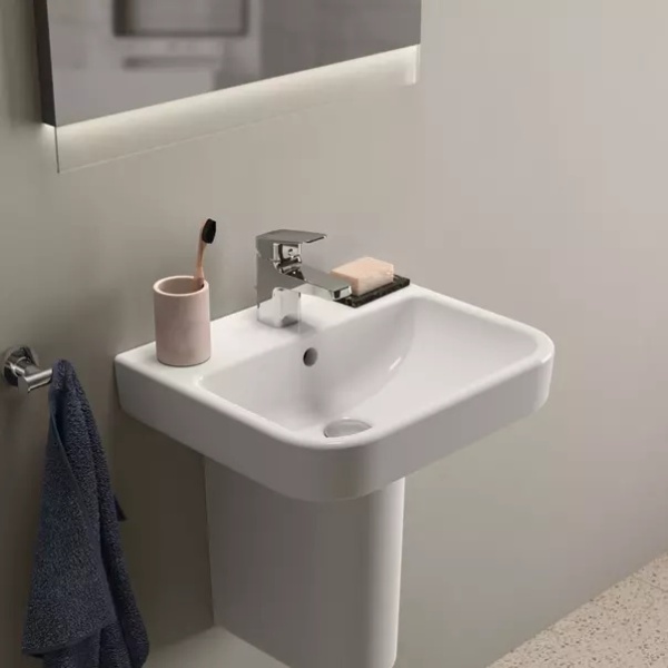 Lavoar suspendat Ideal Standard i.life B alb lucios SmartGuard 45 cm cu orificiu baterie si preaplin - Img 10