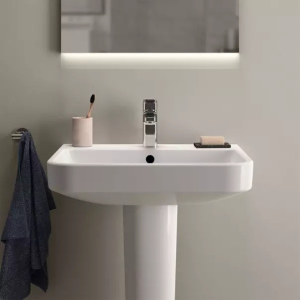 Lavoar suspendat Ideal Standard i.life B alb lucios SmartGuard 55 cm cu orificiu baterie si preaplin - Img 8