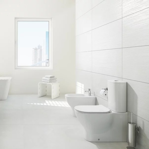 Set vas WC BTW cu rezervor si capac slim softclose Ideal Standard Tesi Aquablade - Img 5