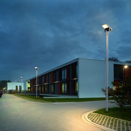 Lampa Solara LED Portabila de Exterior, Neosimply Camping, 1500 lumeni, cu senzori de luminozitate si miscare, Grey - Img 5