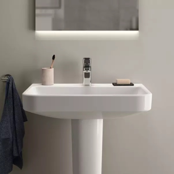 Lavoar suspendat Ideal Standard i.life B alb lucios 55 cm cu orificiu baterie - Img 6