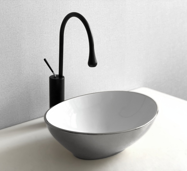 Lavoar De Blat PRO VERA SILVER, Dimensiuni 40,5 X 33 X 14 Cm, Montaj Pe Blat, Design Deosebit, Forma Ovala, Ceramica Sanitara, Alb / Argintiu - Img 7