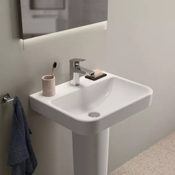 Lavoar suspendat Ideal Standard i.life B alb lucios 55 cm - Img 4